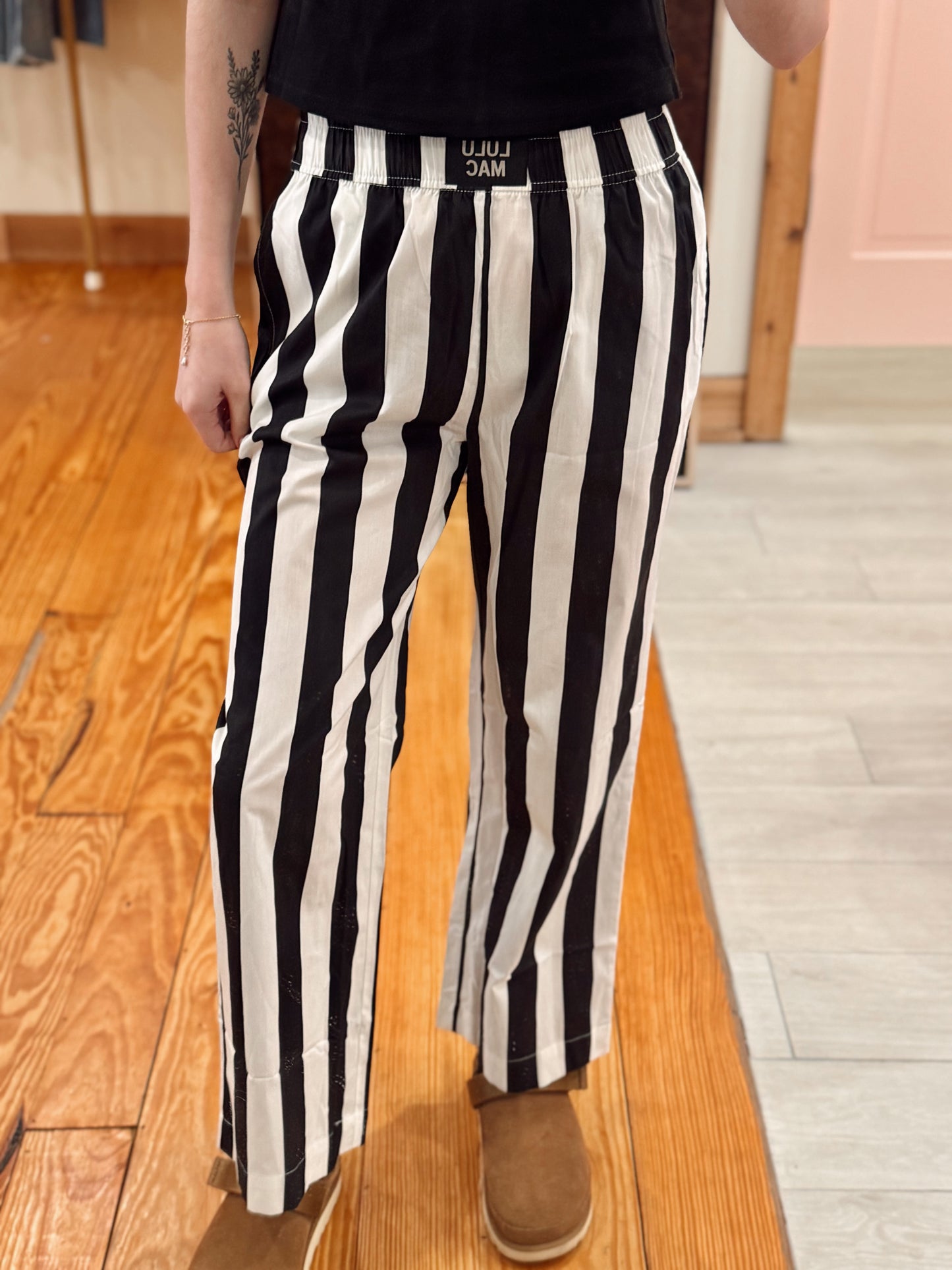 LULUMAC - Black Stripe Pants
