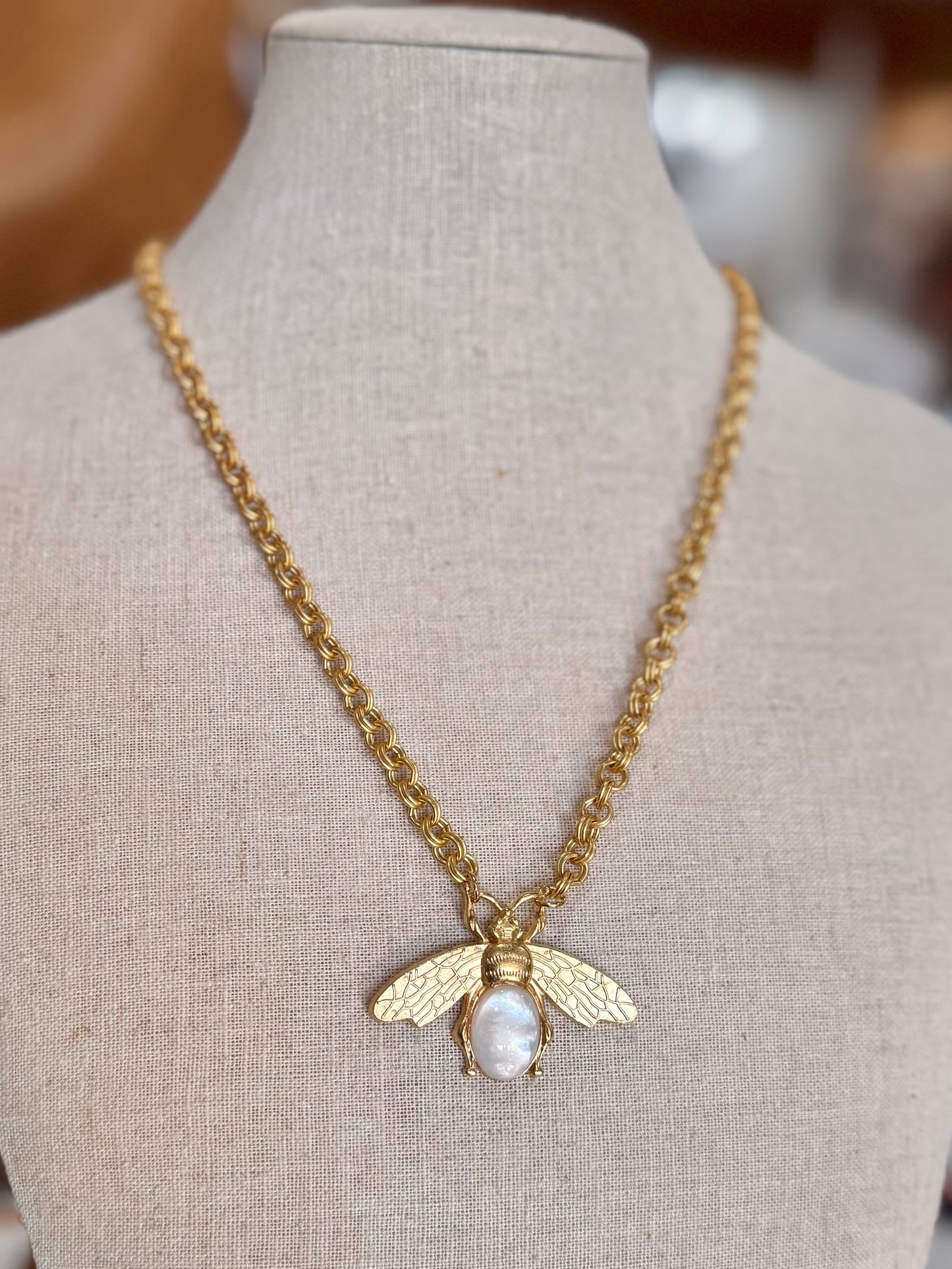 Queen Bee Gleaux Pendant