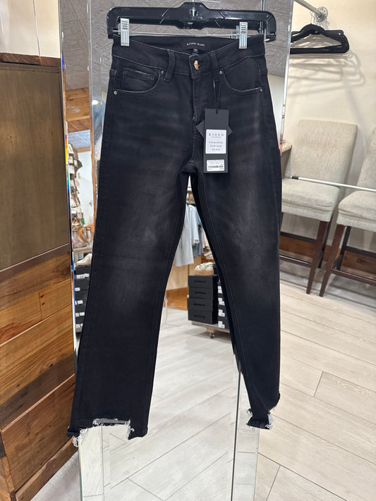 Mid Rise Ankle Black Risen Jeans