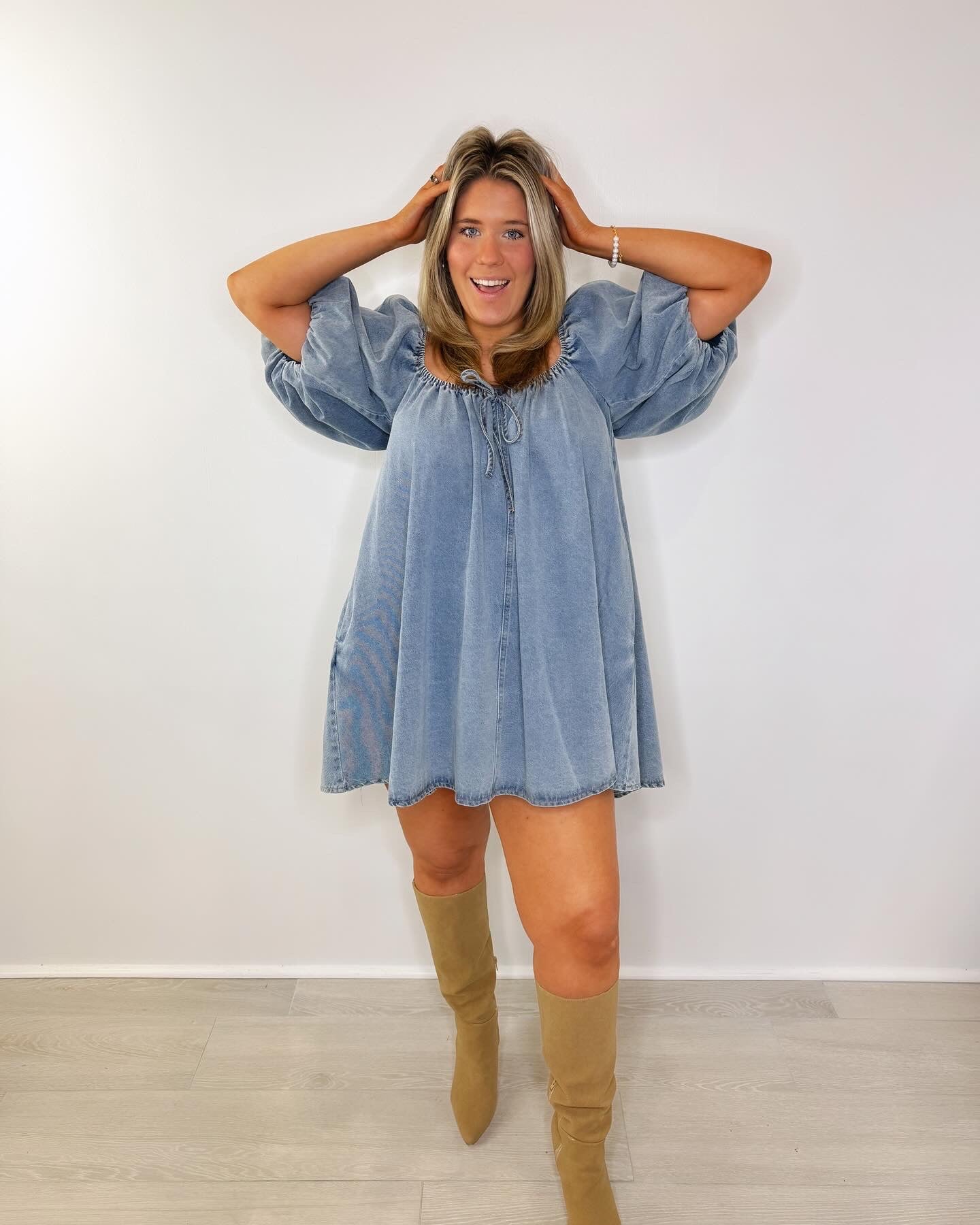 Short sleeve denim dress