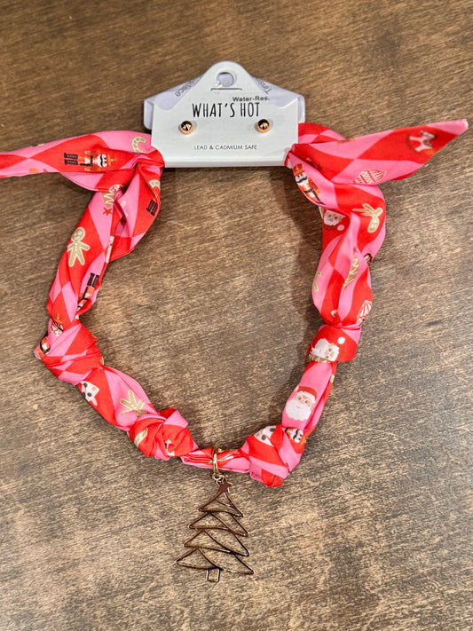 Tinsel & Tidings Necklace
