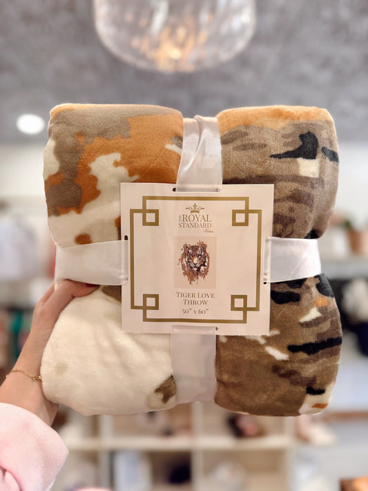 Tiger Love Throw Soft