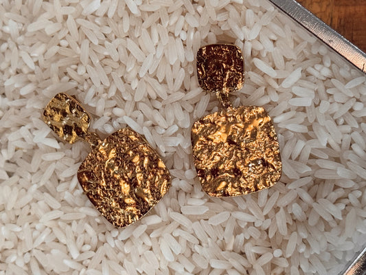 Hemi Hammered - Gold Earrings